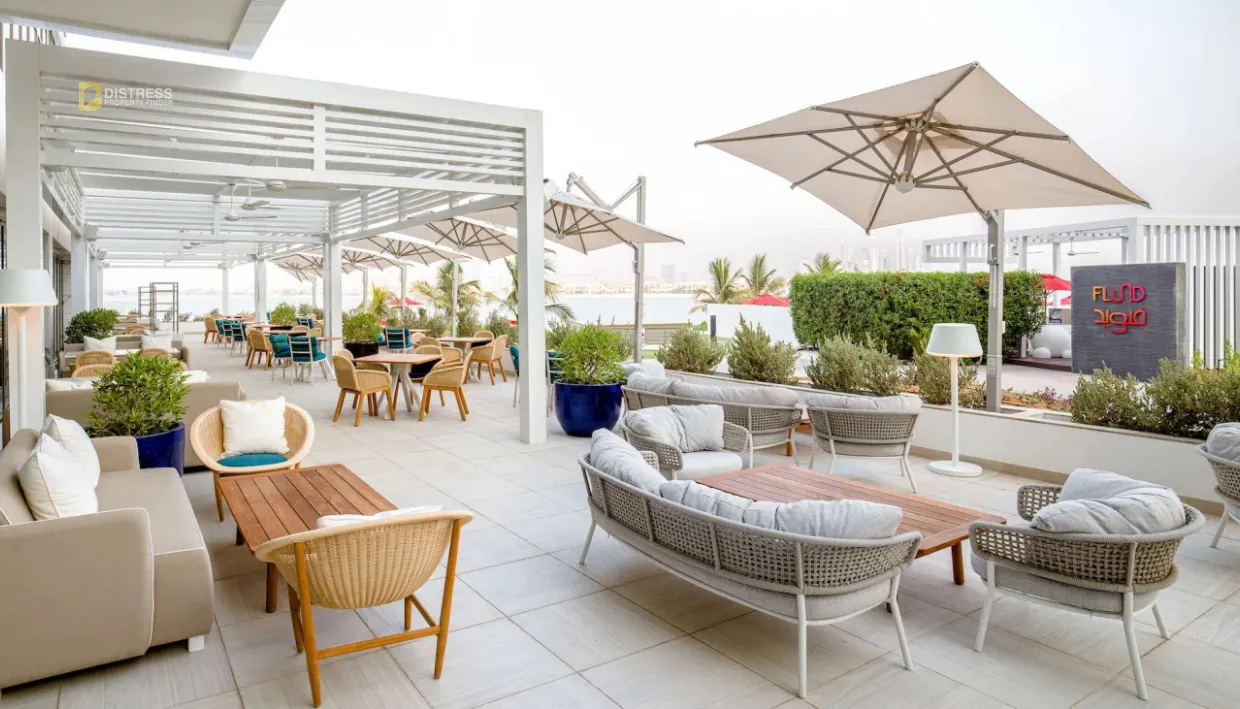Mansio at TH8 Th8 Palm Dubai Beach Resort - living area