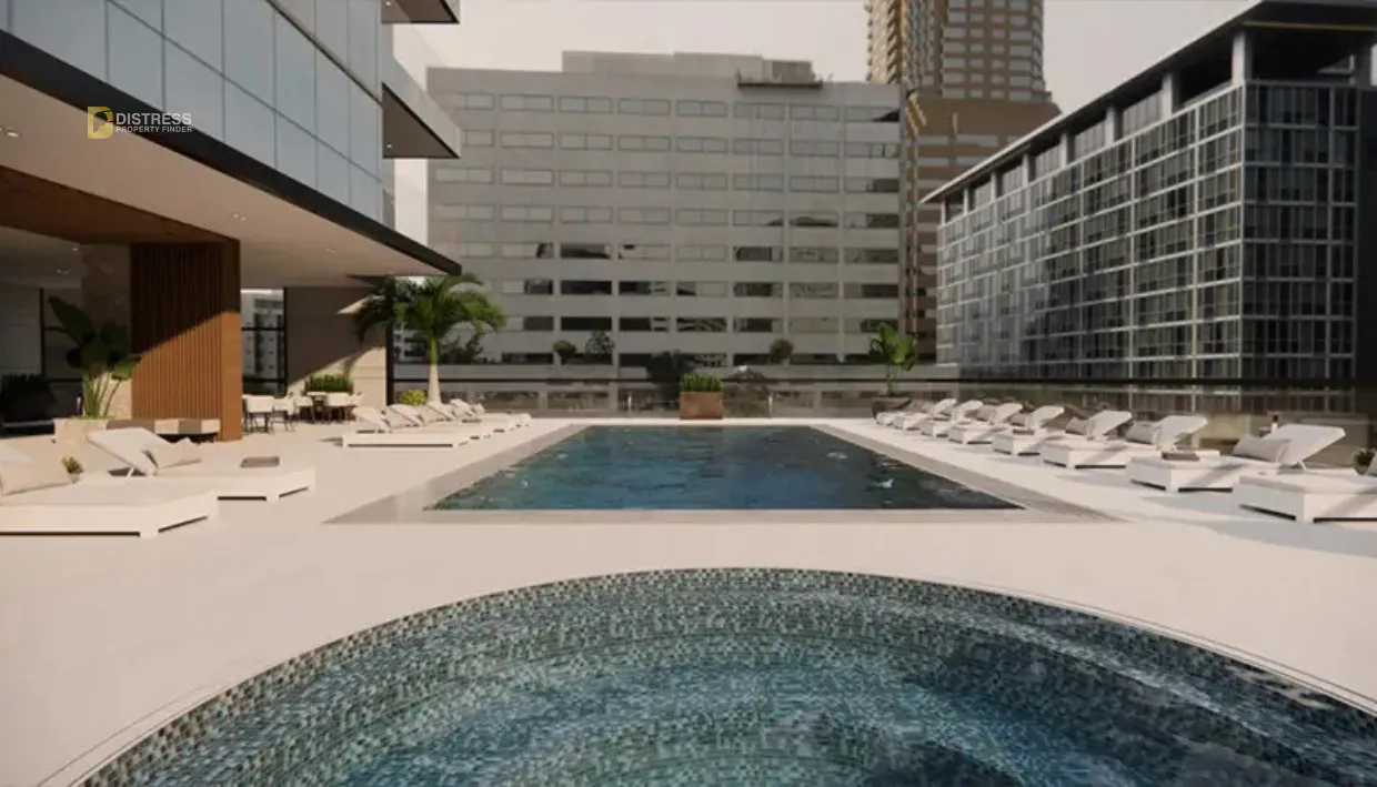 Royal Regency, Business Bay - simming pool view
