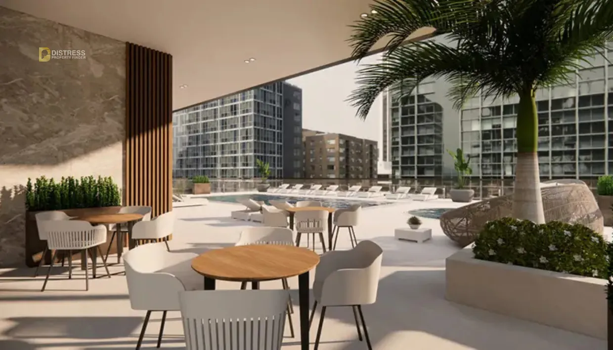 Royal Regency, Business Bay - fountain park