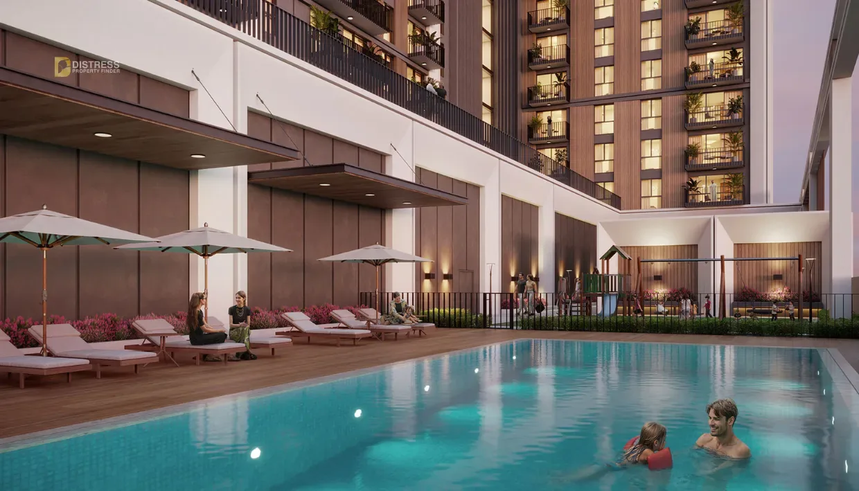 2-Bedroom Apartment Hillcrest Town Square — Swimming