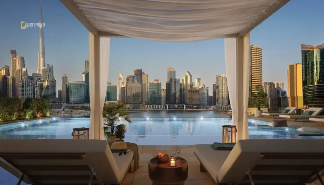 2-Bedroom Apartment The Quayside Business Bay — Distress Deal 1br The Dubai Pool