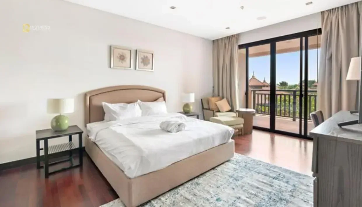 2-Bedroom Apartment Royal Amwaj Residences Palm Jumeirah — Residences South Bedroom