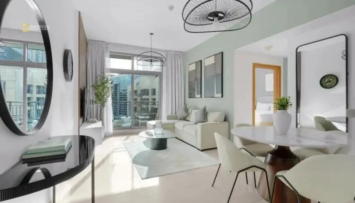 3-Bedroom Apartment Claren Tower 1 Downtown Dubai — Living Room