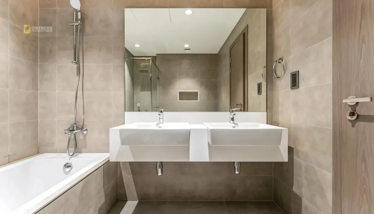 4-Bedroom Villa Mohammed Bin Rashid City (MBR City) District One — Mohammed Bin Rashid Bathroom