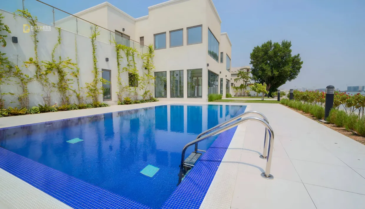 Signature Villa for Sale in Palm Jumeirah Dubai