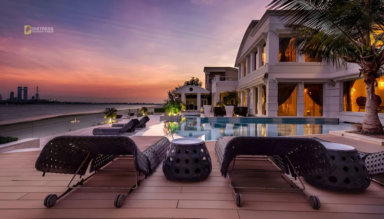 Signature Villa for Sale in Palm Jumeirah Dubai - swimming pool