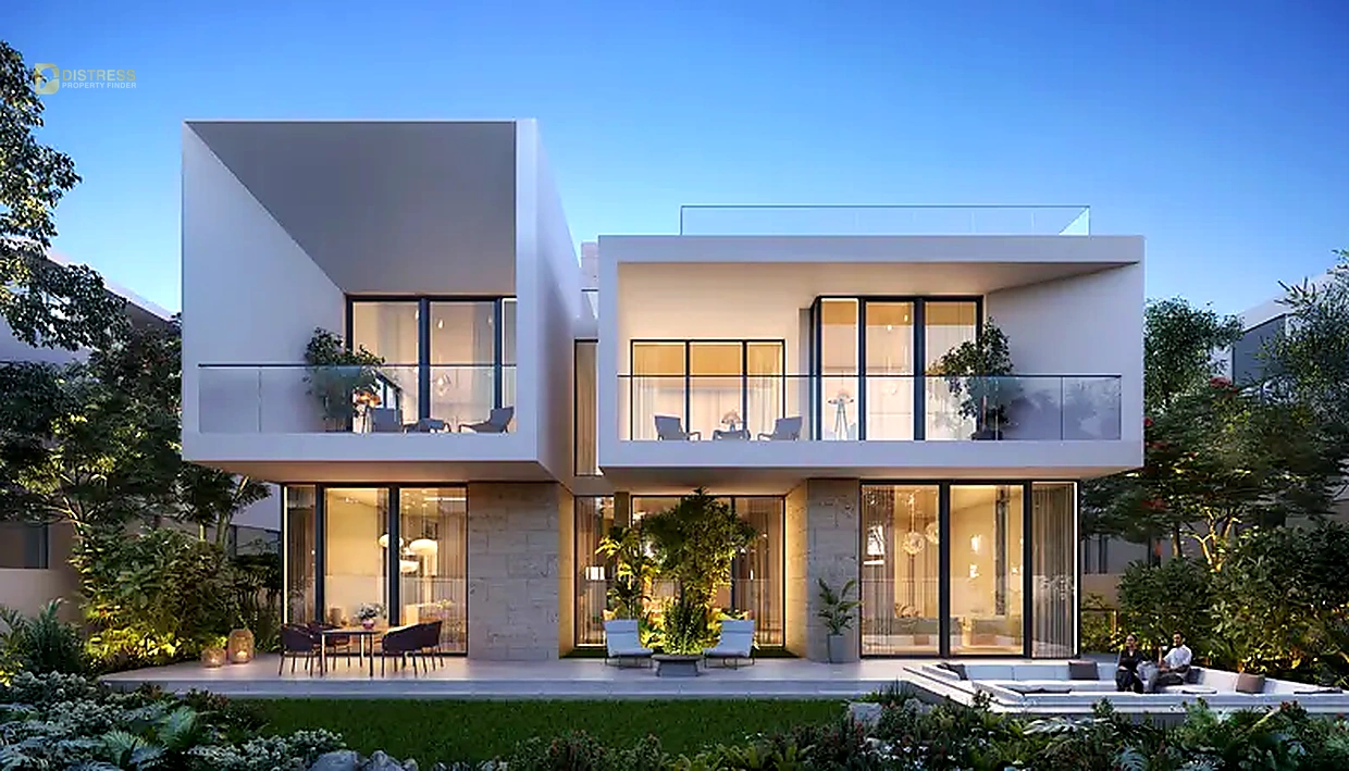 5 Bedroom Villa in Jumeirah Park Dubai - Distress Deal AED 11.1M - villa with garden