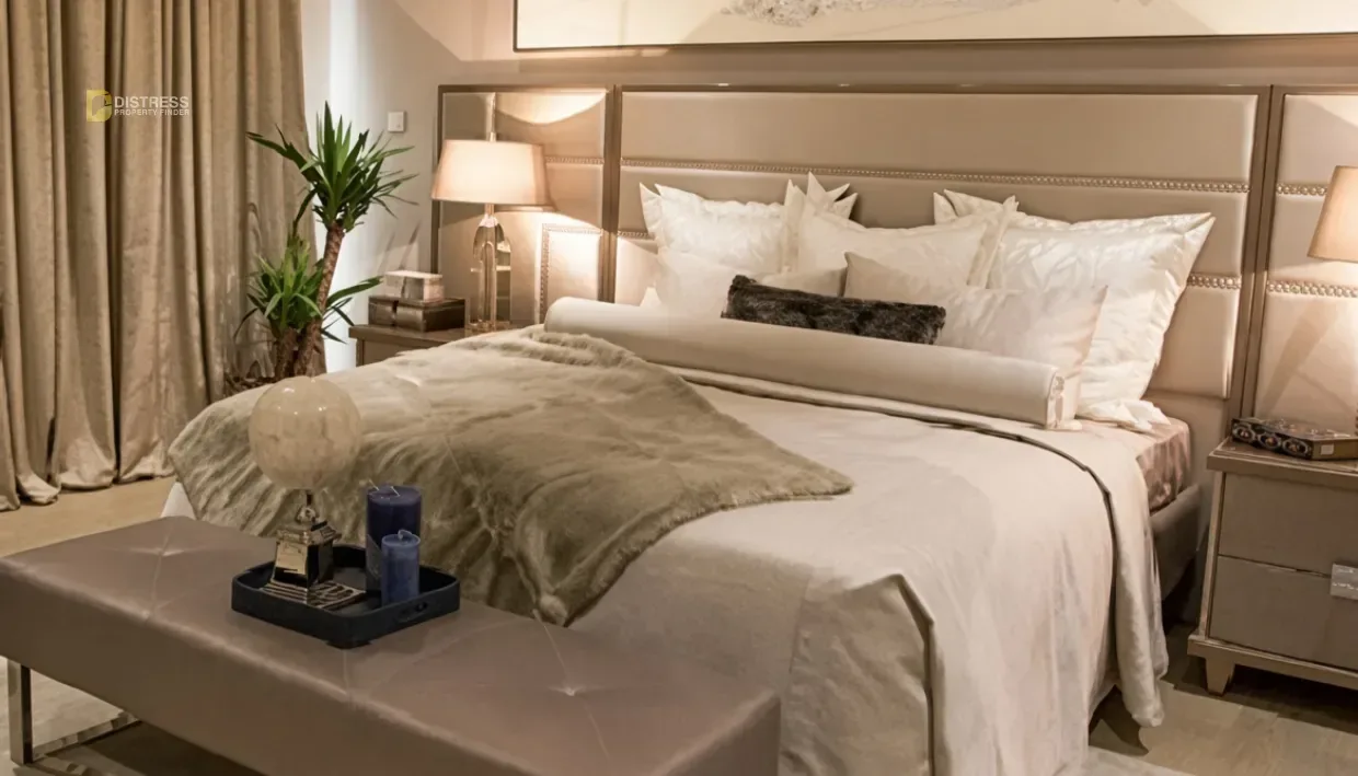 6-Bedroom Villa Trump Estates Damac Hills — International Club Bedroom