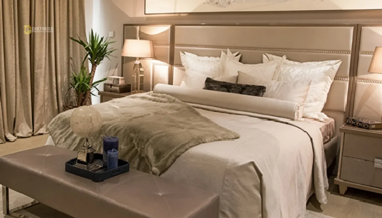 6-Bedroom Villa Trump Estates Damac Hills — International Club Bedroom