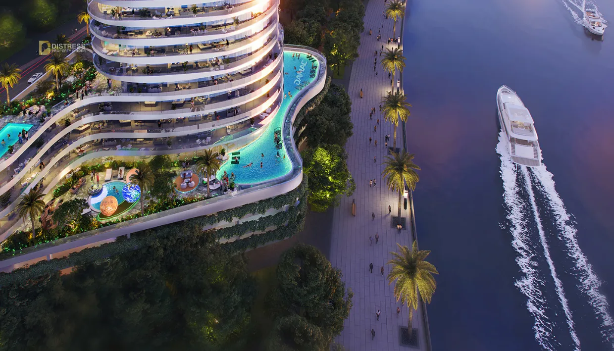 Damac Canal Crown by de Grisogono at Business Bay, Dubai - tower top view