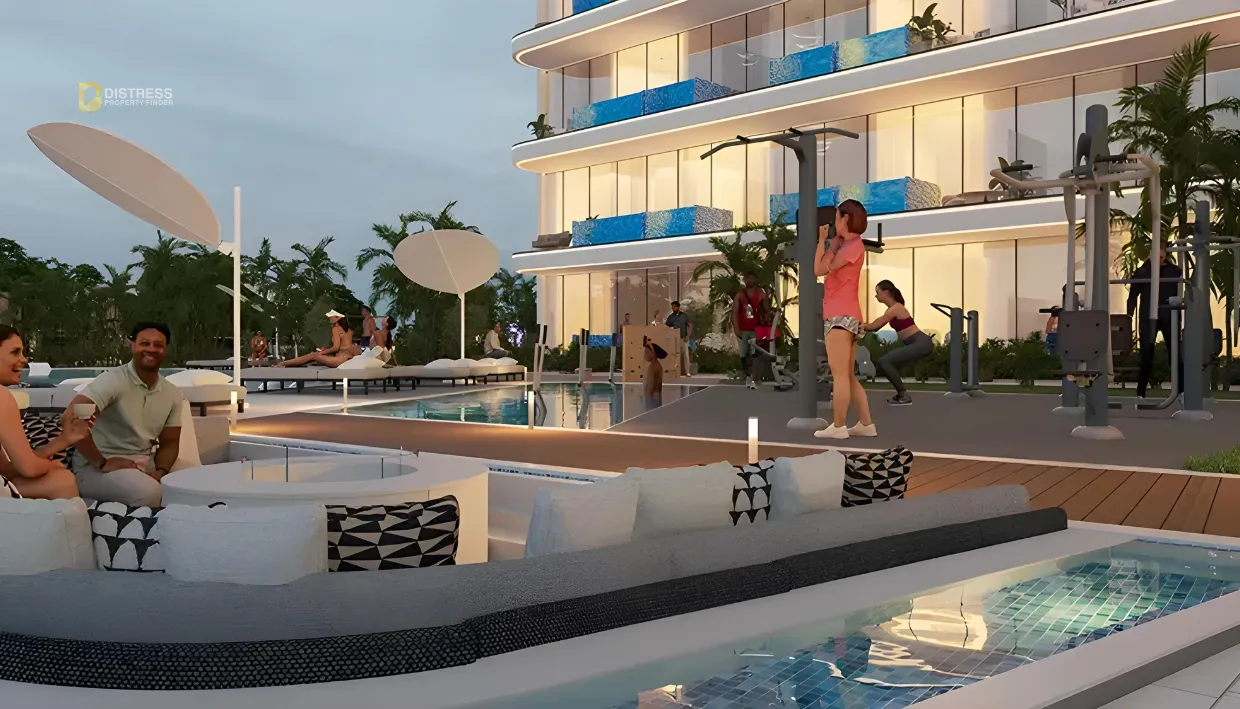 Samana Lake Views 2 at Dubai Production City - swimming pool